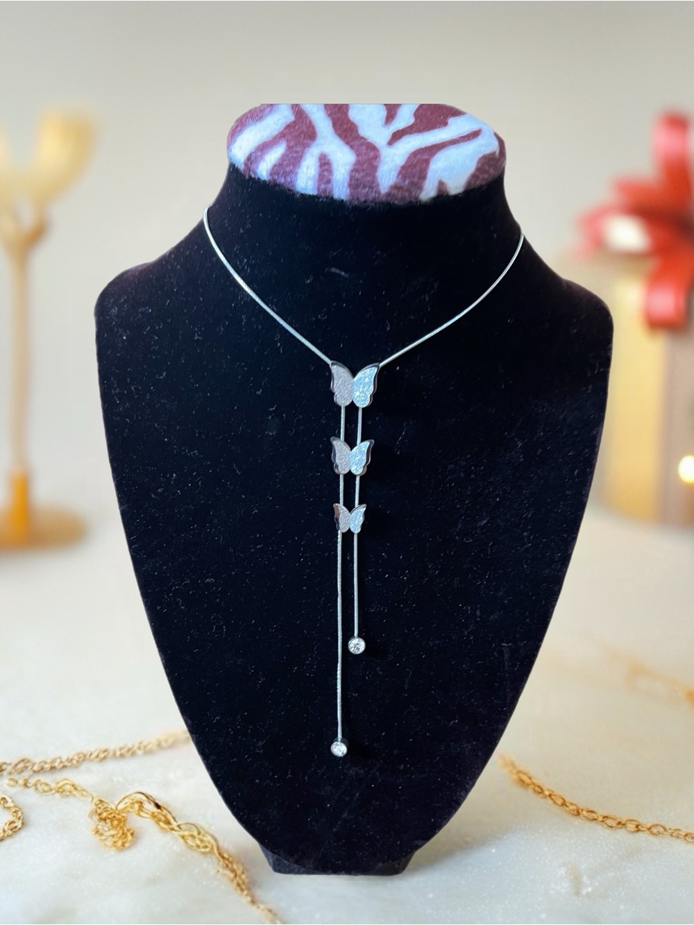 Stainless steel Butterfly Lariat Necklace in Silver